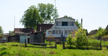 Окунево. Дом (вид с участка)