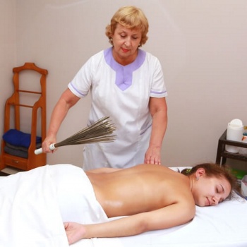 Массаж веником барисман