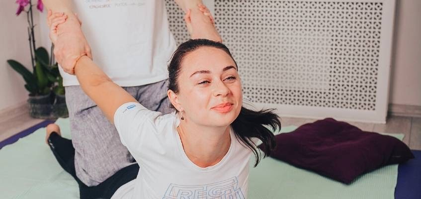 Кому это подойдет Вытягивание за руки