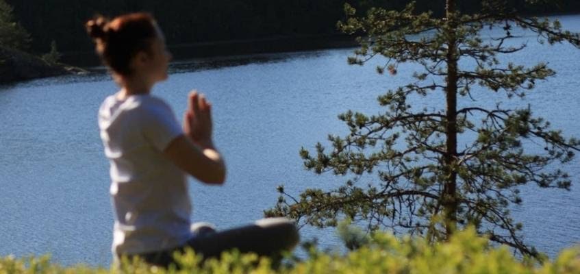 Откройте возможности для себя Медитация на природе