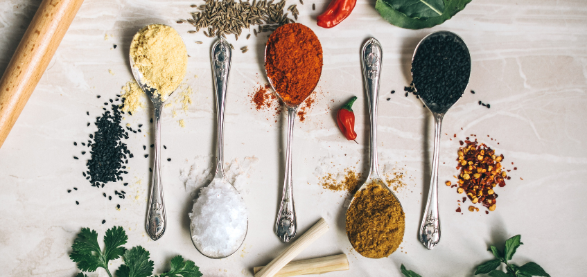 Ложки со специями