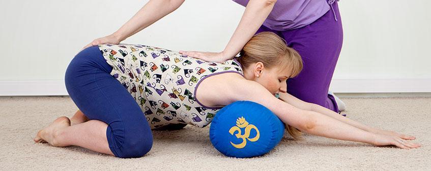 Особые асаны помогут расслабиться Йога