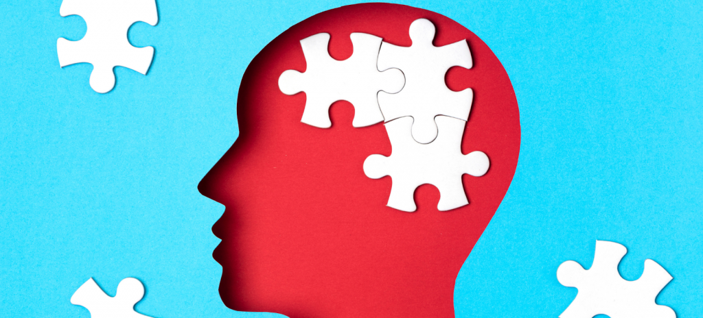 Фото силуэта головы с пазлом внутри