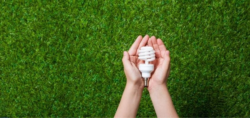 Энергия в ваших руках Лампочка в руках