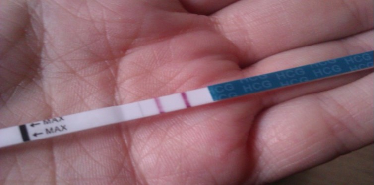 Забеременнеть во время месячных реально! Тест на беременность