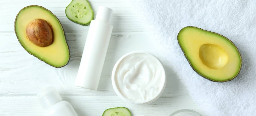 Естественный способ омоложение кожи лица и тела Авокадо и косметика
